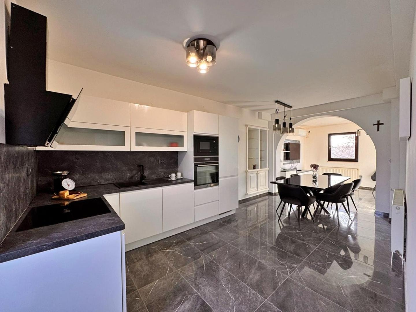 Apartments Katarina Малинска Екстериор снимка
