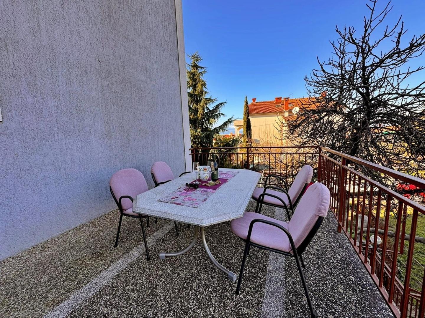 Apartments Katarina Малинска Екстериор снимка